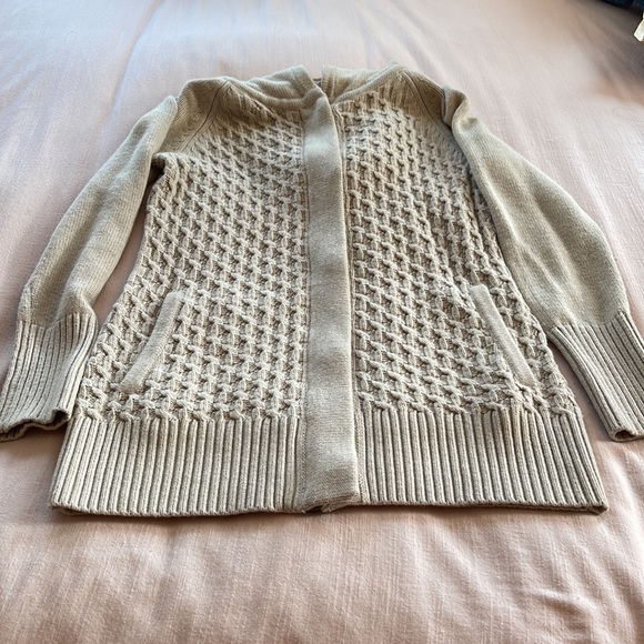 Cambridge Dry Goods Wool Sweater size M - Picture 13 of 15